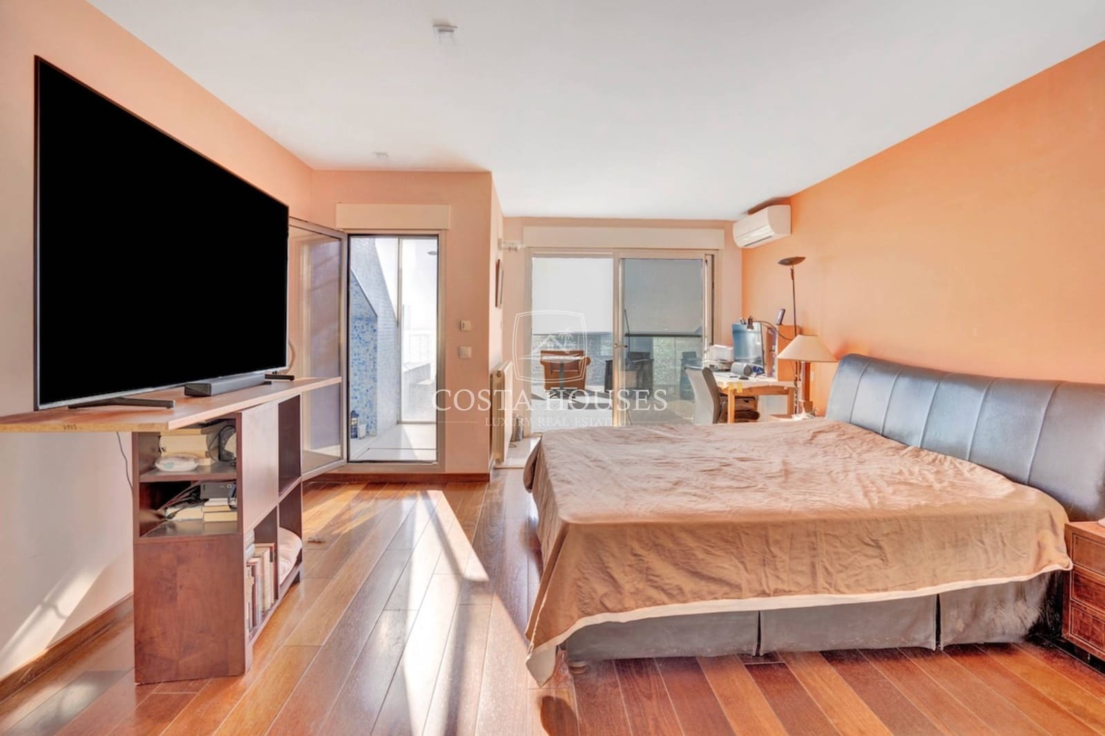 3 bedroom Villa for sale in Benissa with garage - € 1,500,000 (Ref: 8903006)