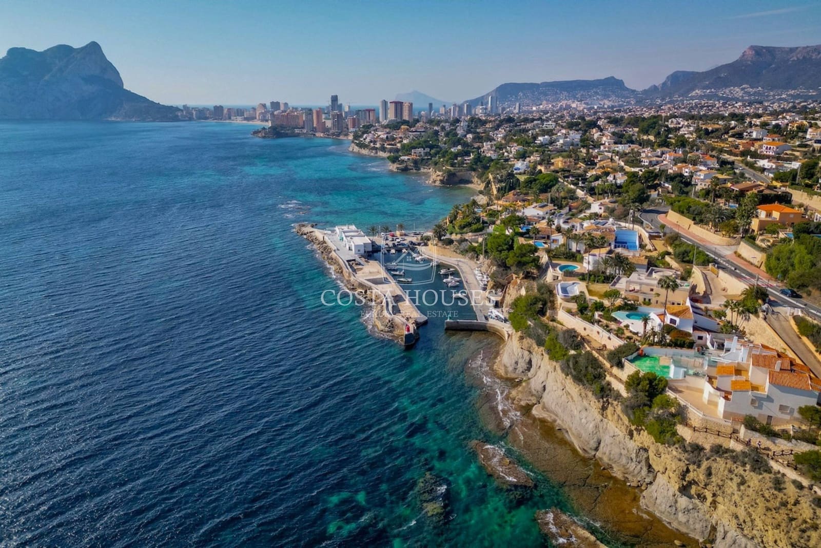 3 bedroom Villa for sale in Benissa with garage - € 1,500,000 (Ref: 8903006)