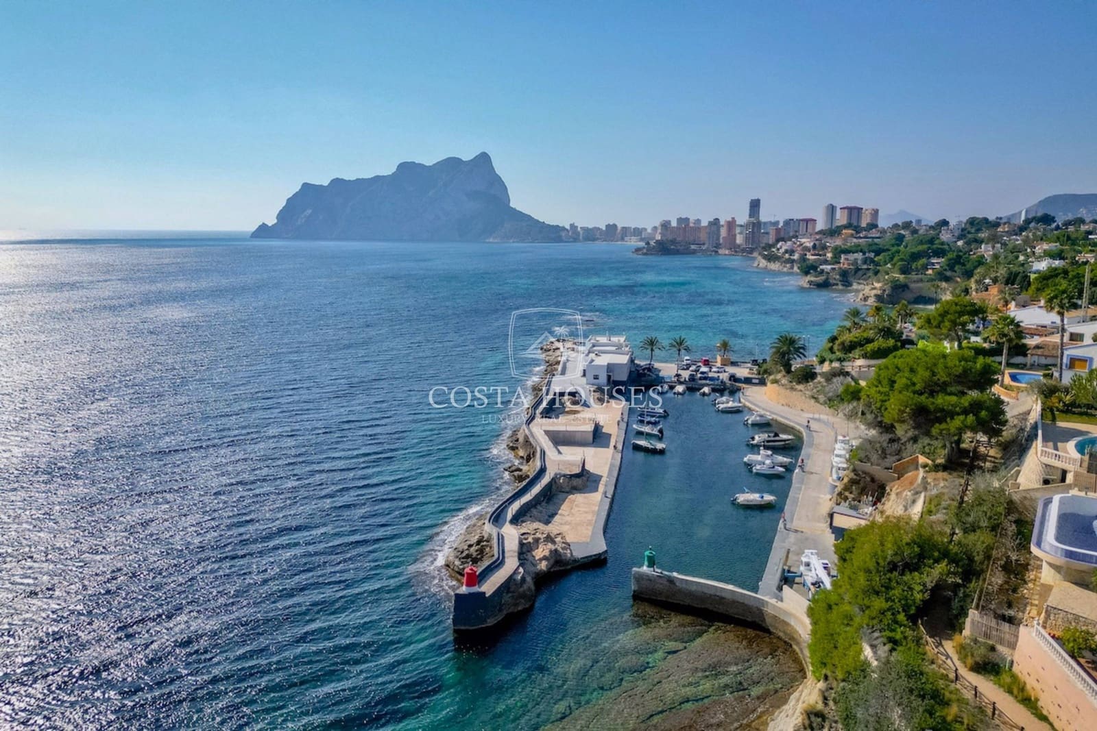 3 bedroom Villa for sale in Benissa with garage - € 1,500,000 (Ref: 8903006)