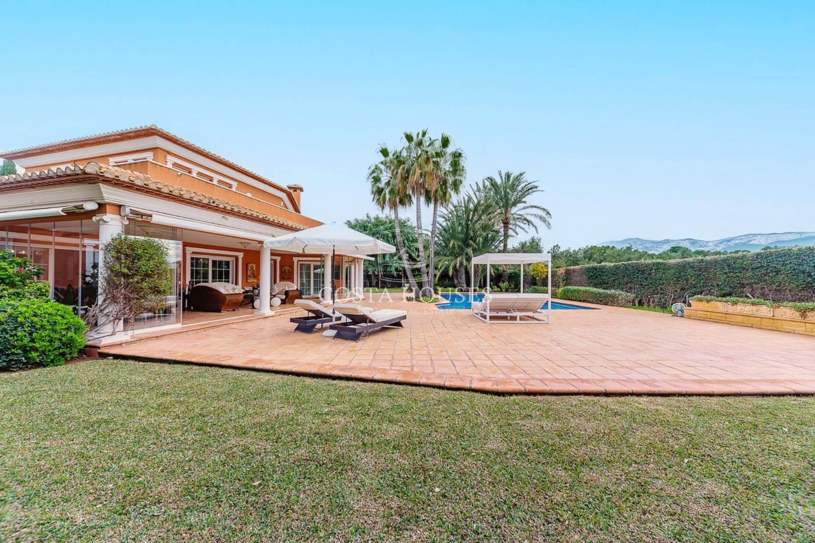 7 soveværelse Villa til salg i Denia med swimmingpool garage - € 1.990.000 (Ref: 8903007)