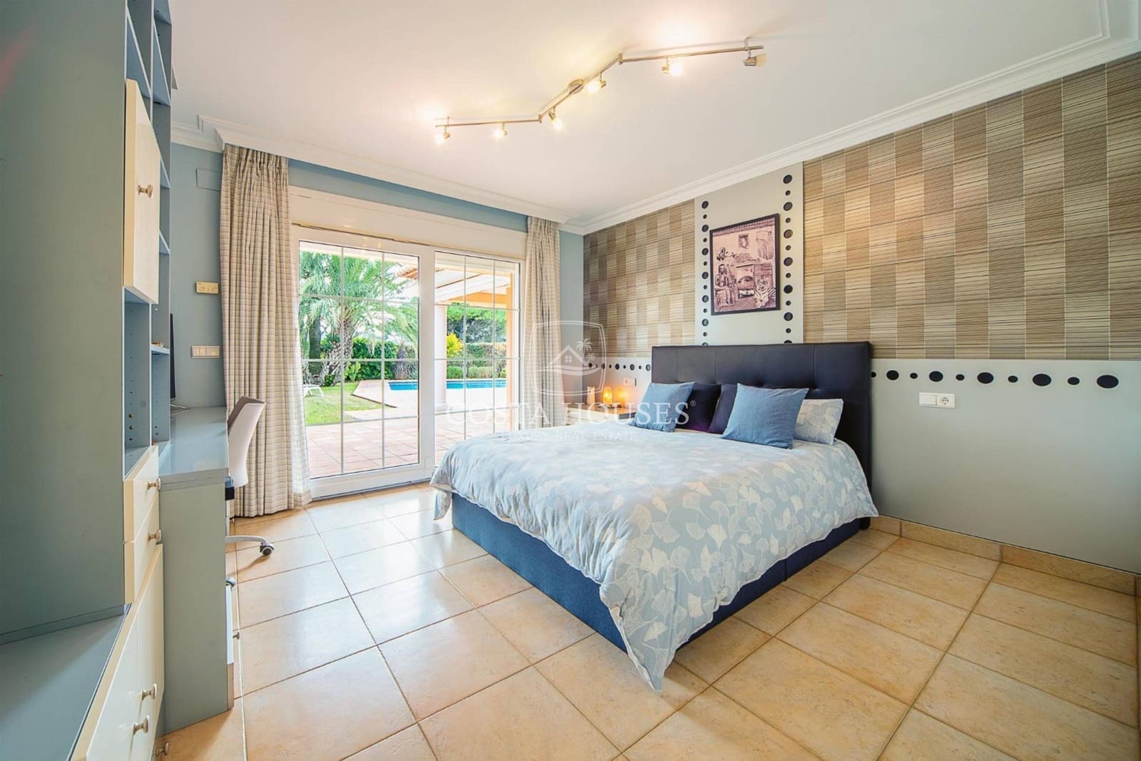 7 soveværelse Villa til salg i Denia med swimmingpool garage - € 1.990.000 (Ref: 8903007)