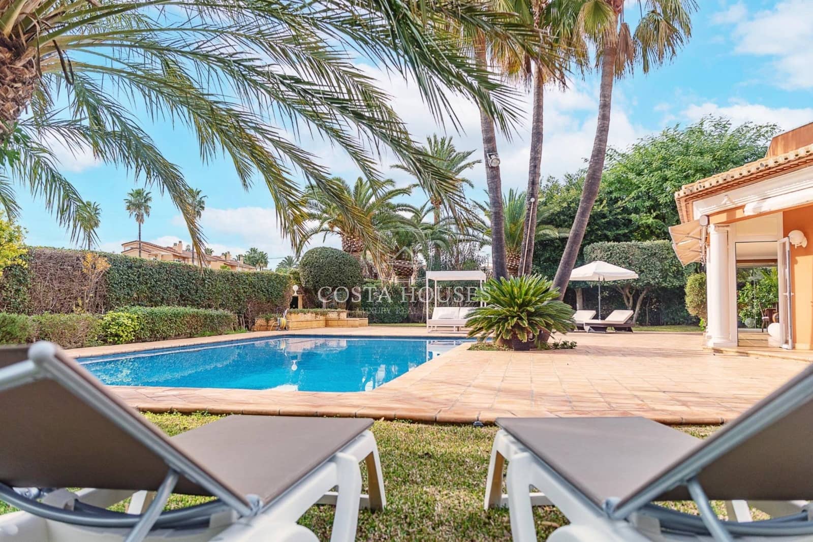 7 soveværelse Villa til salg i Denia med swimmingpool garage - € 1.990.000 (Ref: 8903007)