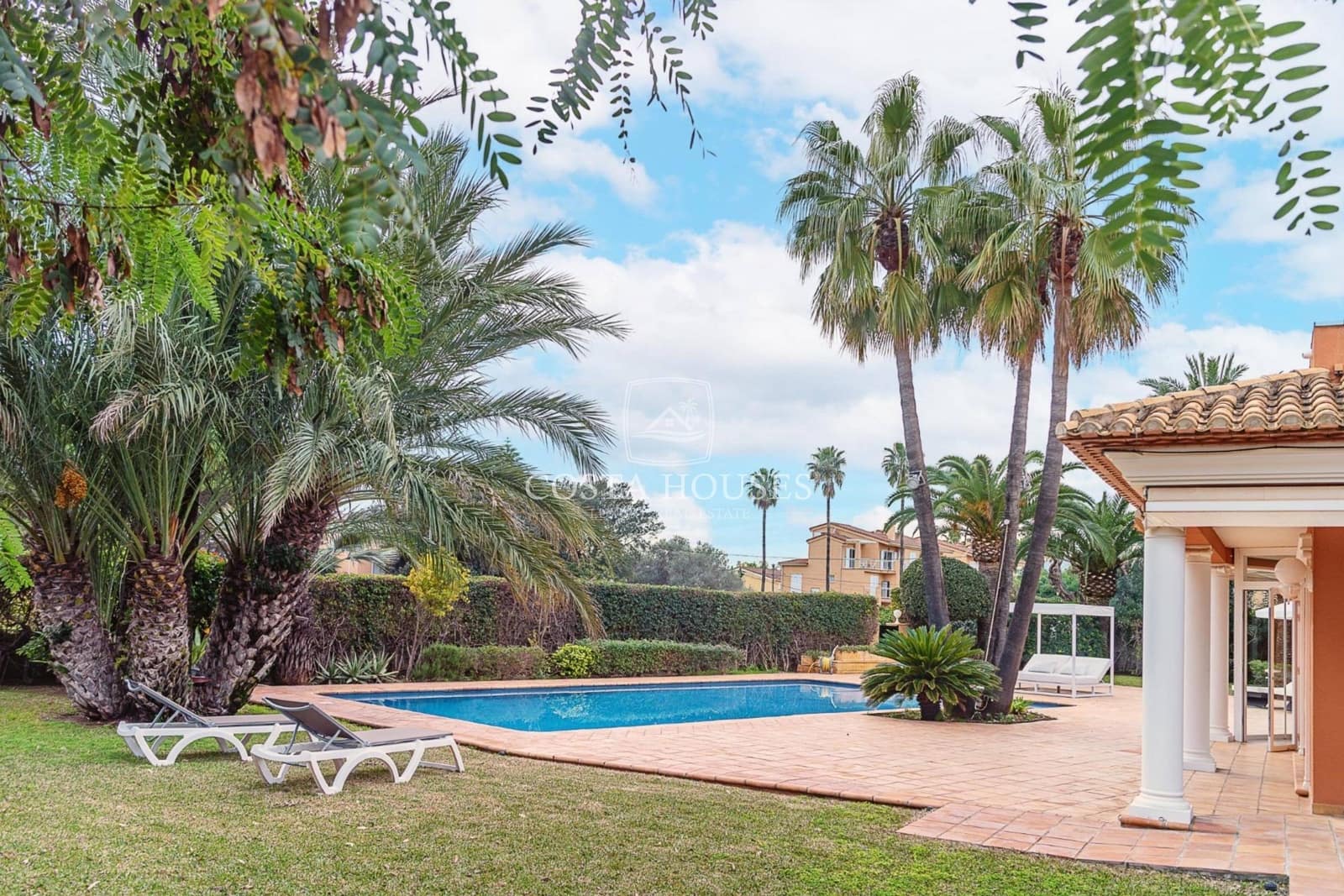 7 soveværelse Villa til salg i Denia med swimmingpool garage - € 1.990.000 (Ref: 8903007)
