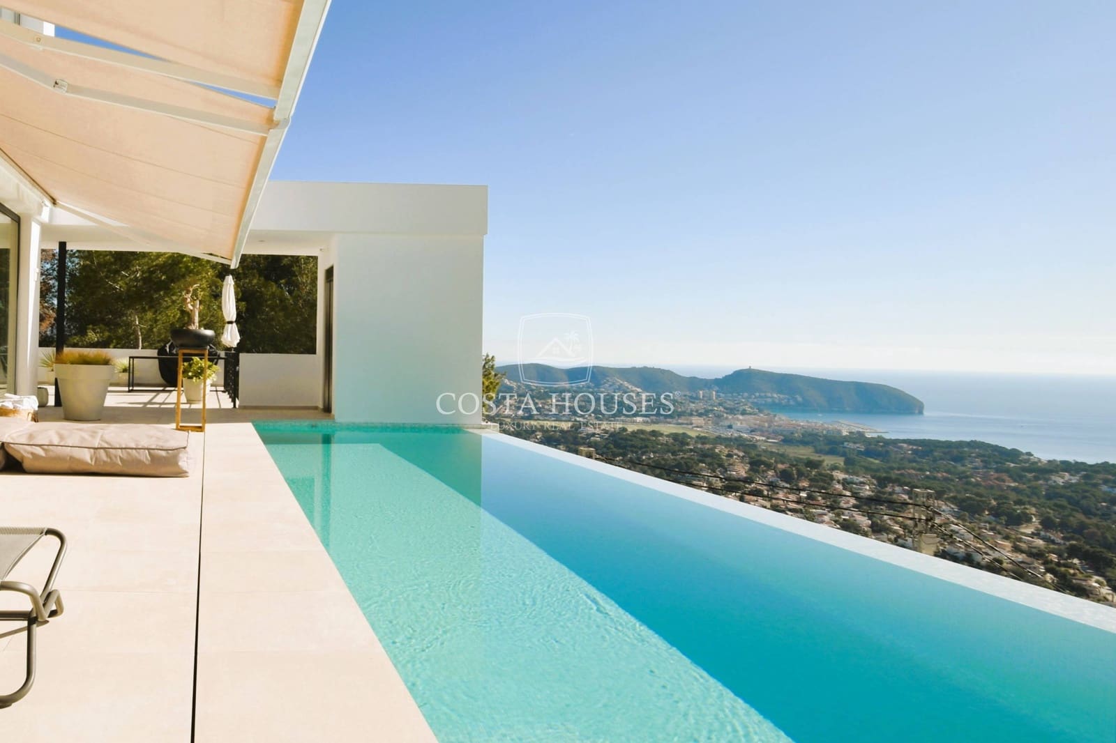 4 Zimmer Villa zu verkaufen in Moraira mit Pool Garage - 1.995.000 € (Ref: 8913189)