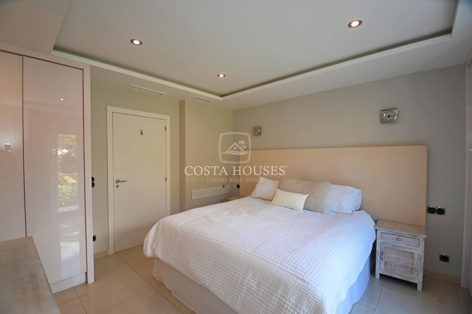 6 sovrum Villa till salu i Javea / Xabia med pool garage - 950 000 € (Ref: 8915500)