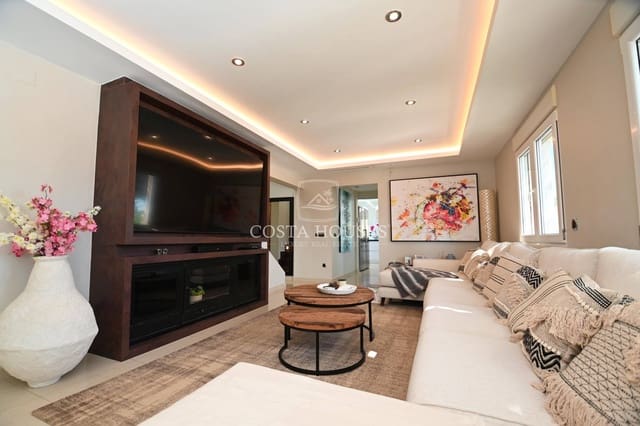 6 bedroom Villa for sale in Portichol - Balcón al Mar, Javea / Xàbia with pool garage - € 950,000 (Ref: 8915500)