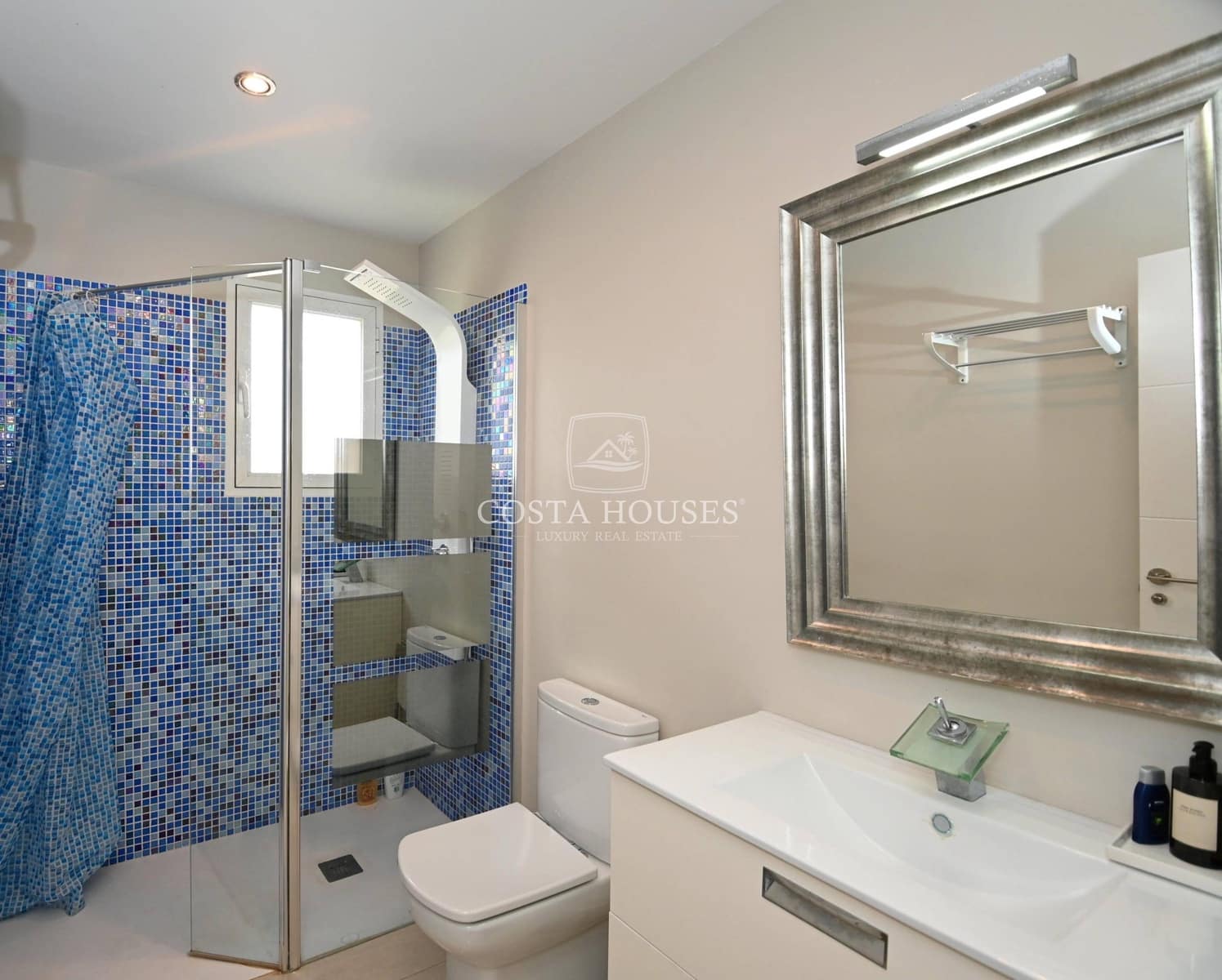 6 sovrum Villa till salu i Javea / Xabia med pool garage - 950 000 € (Ref: 8915500)