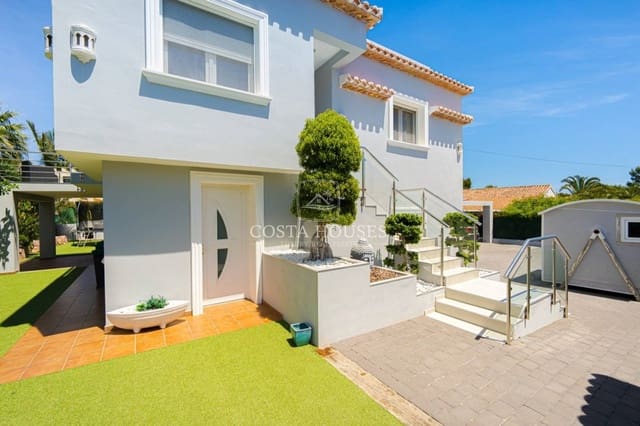 6 bedroom Villa for sale in Portichol - Balcón al Mar, Javea / Xàbia with pool garage - € 950,000 (Ref: 8915500)
