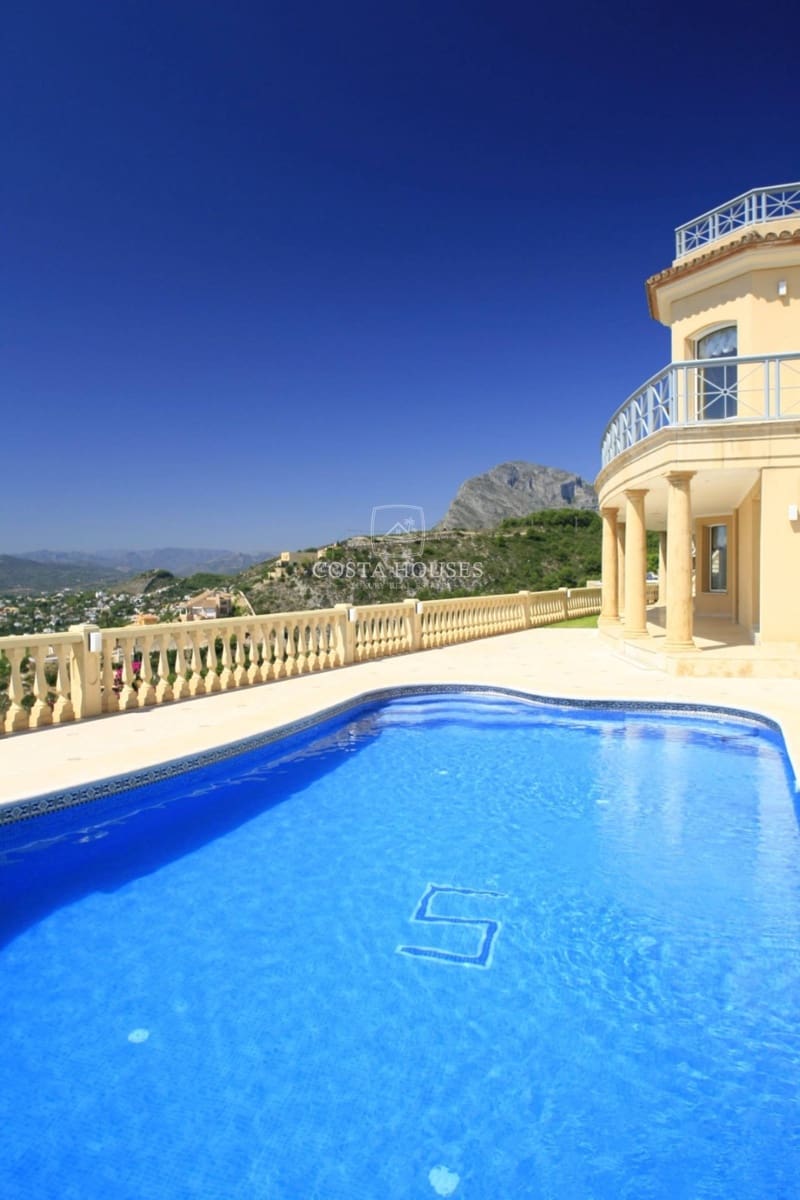 7 bedroom Villa for sale in Javea / Xabia with pool garage - € 3,600,000 (Ref: 8932135)