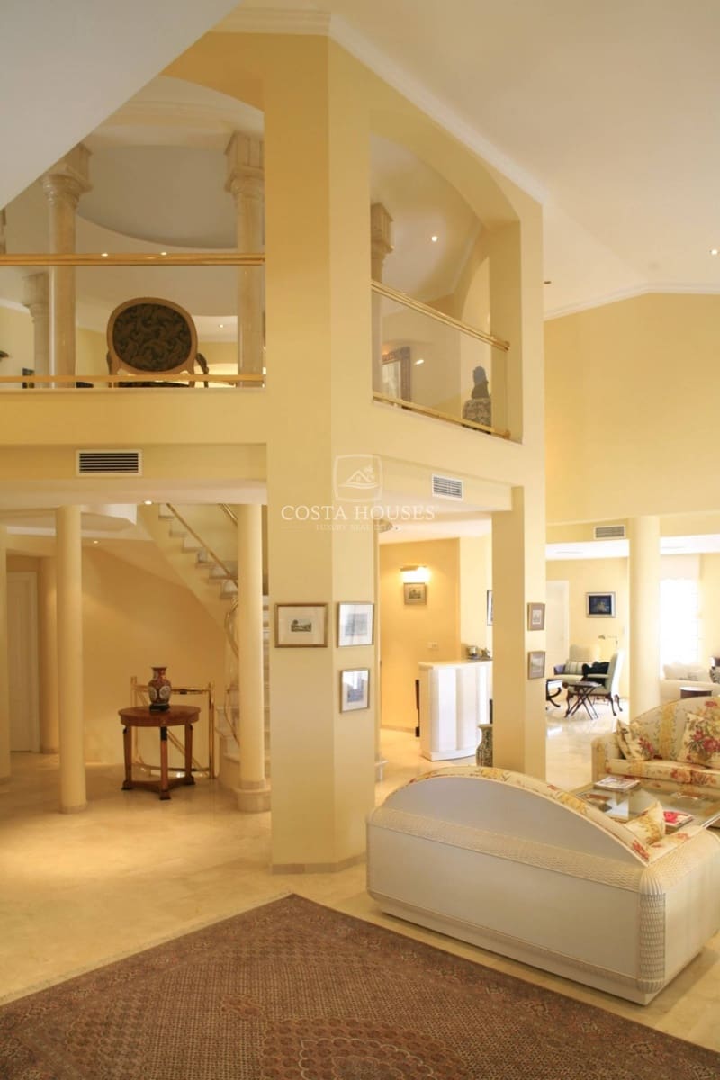 7 bedroom Villa for sale in Javea / Xabia with pool garage - € 3,600,000 (Ref: 8932135)