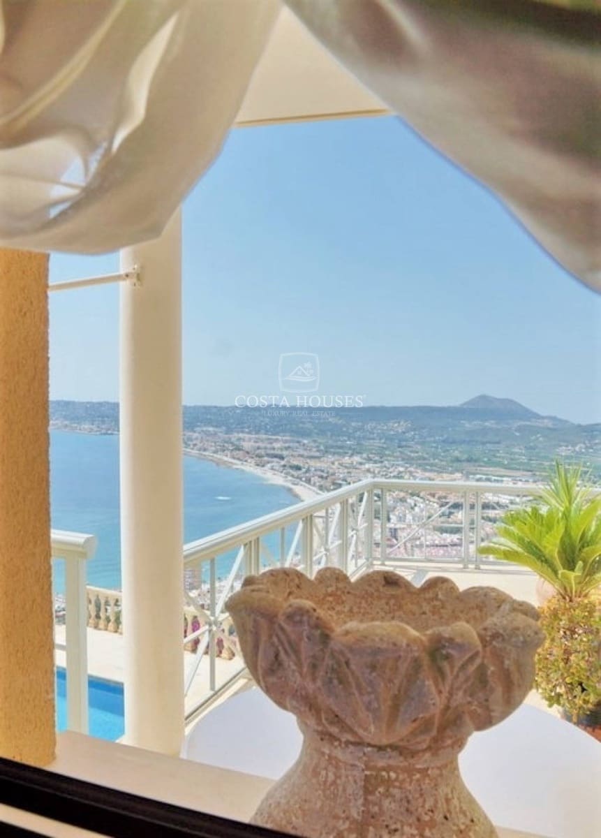 7 bedroom Villa for sale in Javea / Xabia with pool garage - € 3,600,000 (Ref: 8932135)