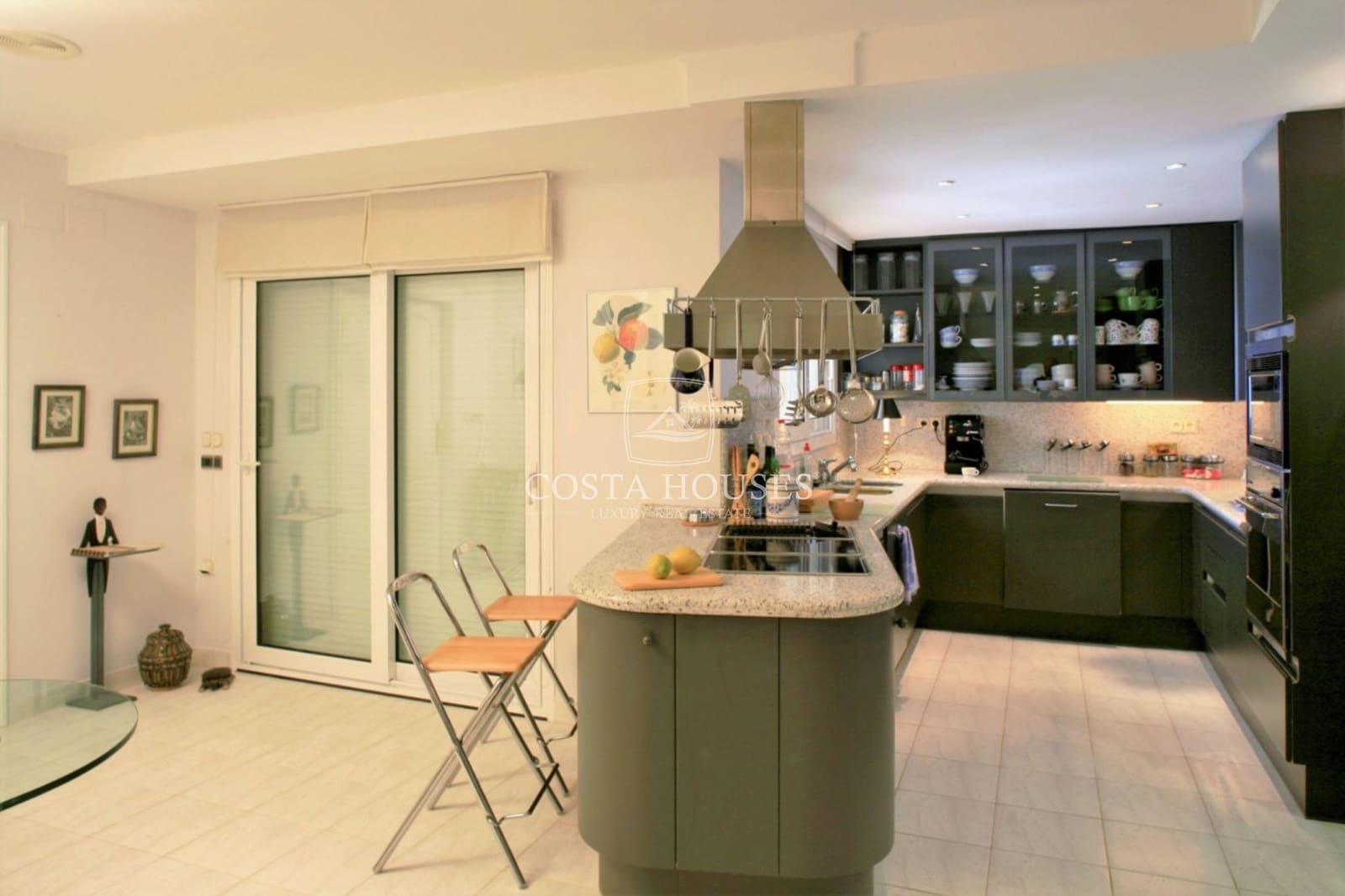 7 bedroom Villa for sale in Javea / Xabia with pool garage - € 3,600,000 (Ref: 8932135)