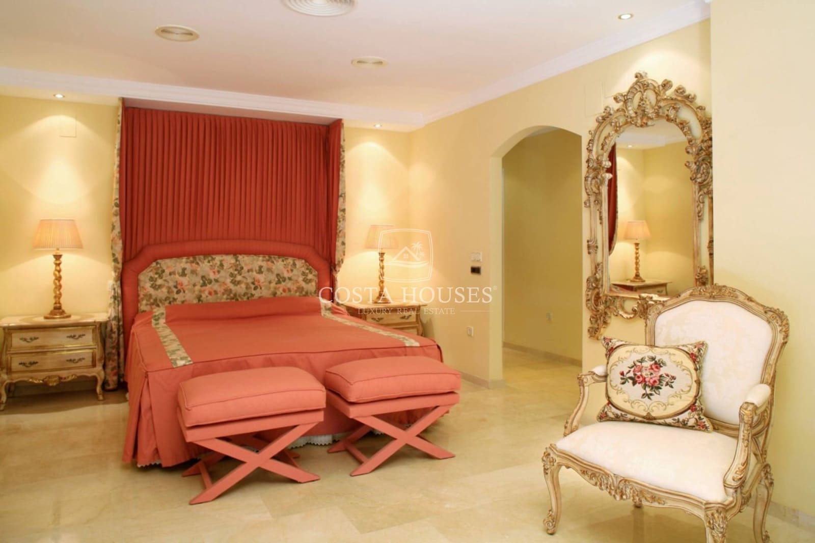 7 bedroom Villa for sale in Javea / Xabia with pool garage - € 3,600,000 (Ref: 8932135)