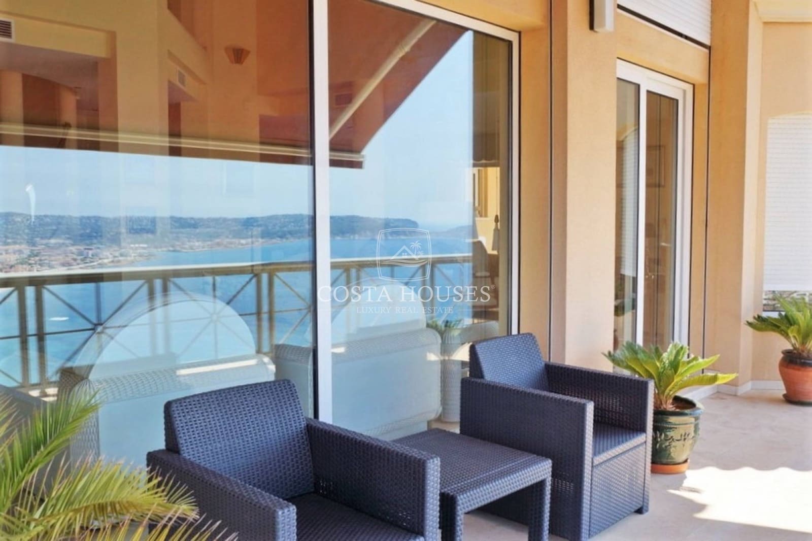 7 bedroom Villa for sale in Javea / Xabia with pool garage - € 3,600,000 (Ref: 8932135)