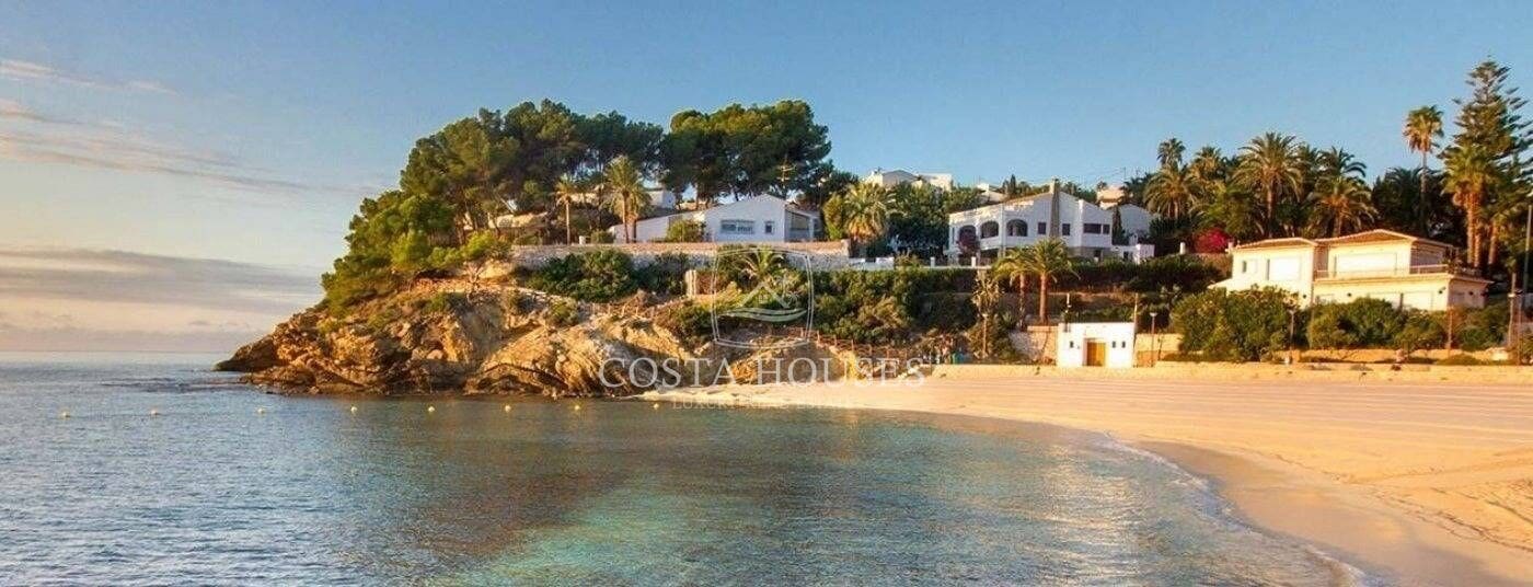 7 slaapkamer Villa te koop in Benissa met zwembad garage - € 1.750.000 (Ref: 8935011)