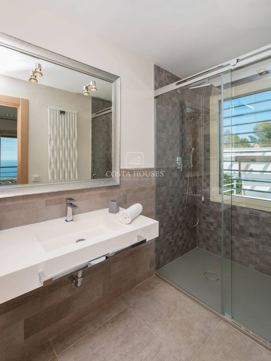 7 slaapkamer Villa te koop in Benissa met zwembad garage - € 1.750.000 (Ref: 8935011)