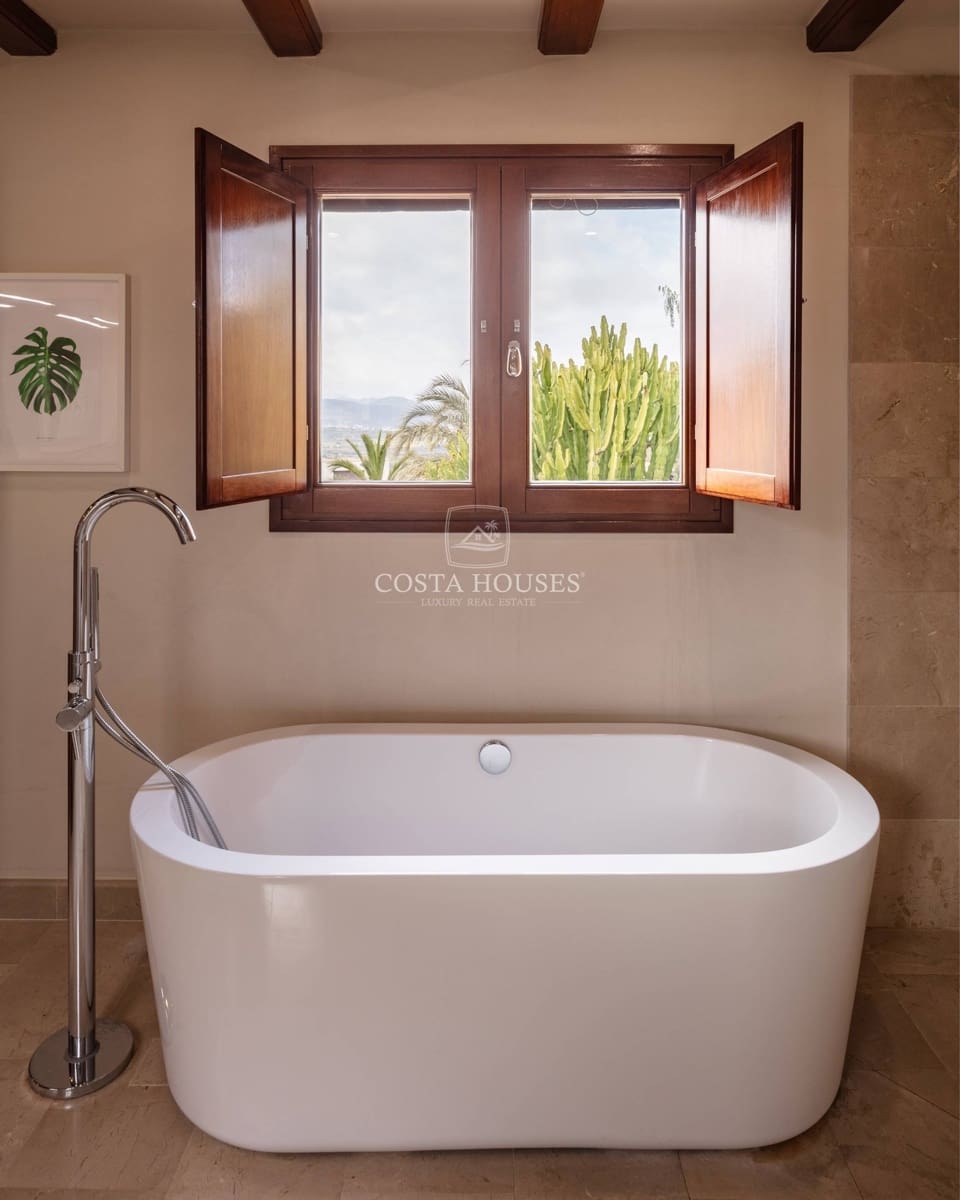 5 soveværelse Villa til salg i Javea / Xabia med swimmingpool garage - € 1.395.000 (Ref: 8944089)