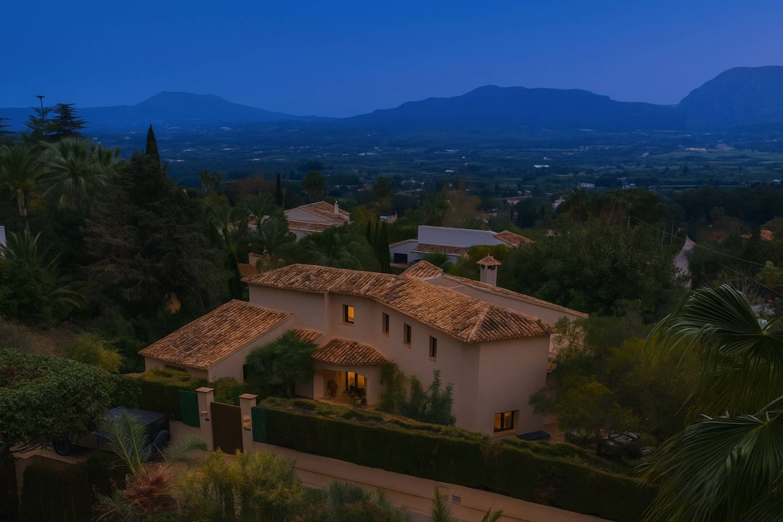 5 soveværelse Villa til salg i Javea / Xabia med swimmingpool garage - € 1.395.000 (Ref: 8944089)