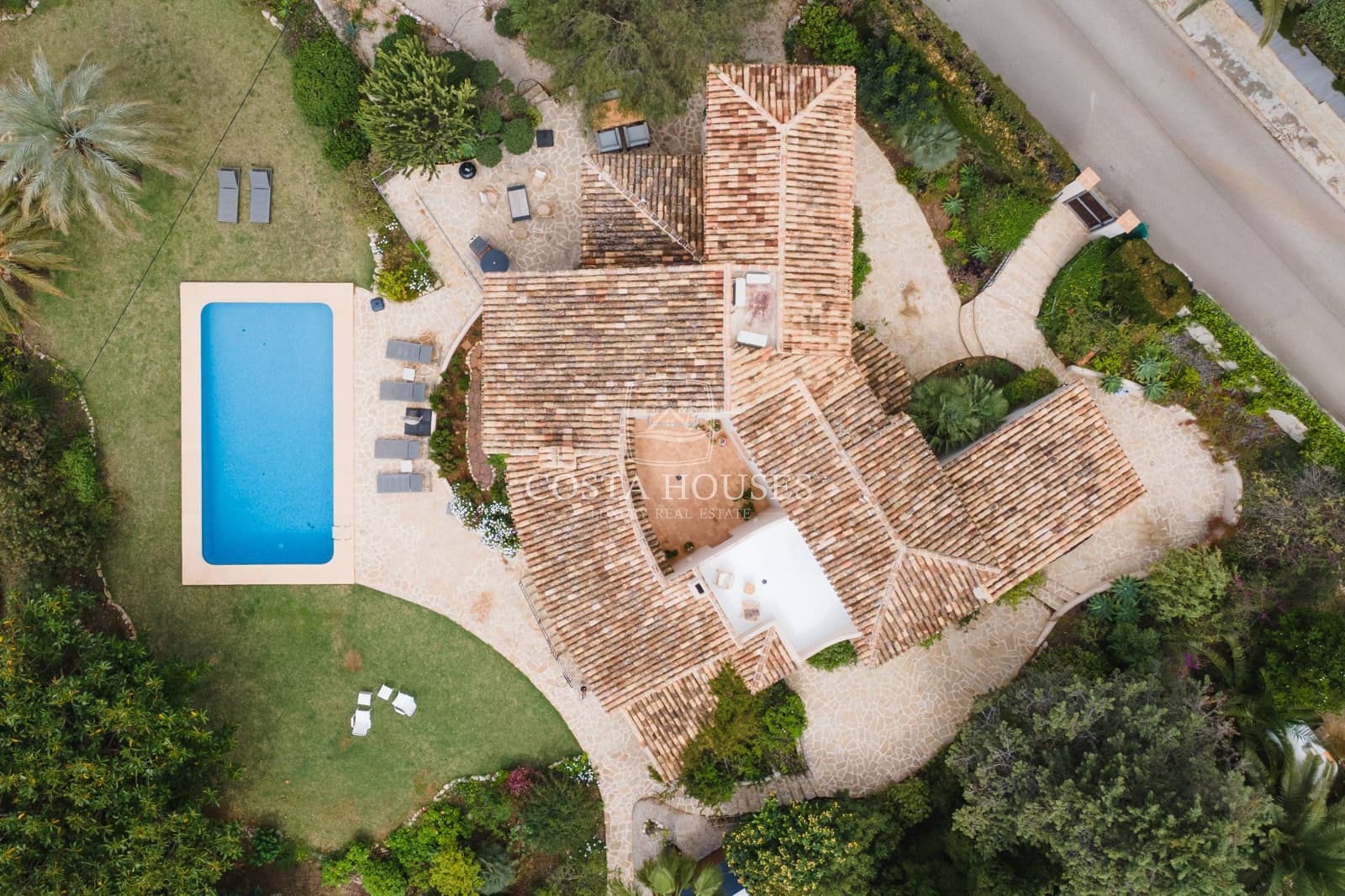 5 soveværelse Villa til salg i Javea / Xabia med swimmingpool garage - € 1.395.000 (Ref: 8944089)