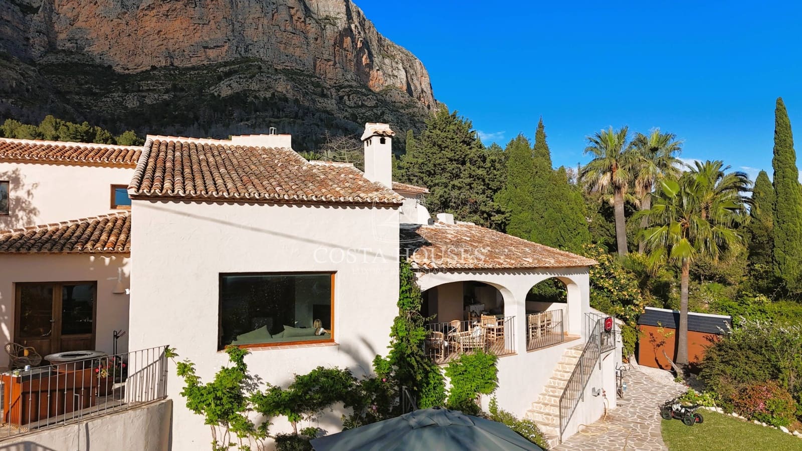 5 soveværelse Villa til salg i Javea / Xabia med swimmingpool garage - € 1.395.000 (Ref: 8944089)
