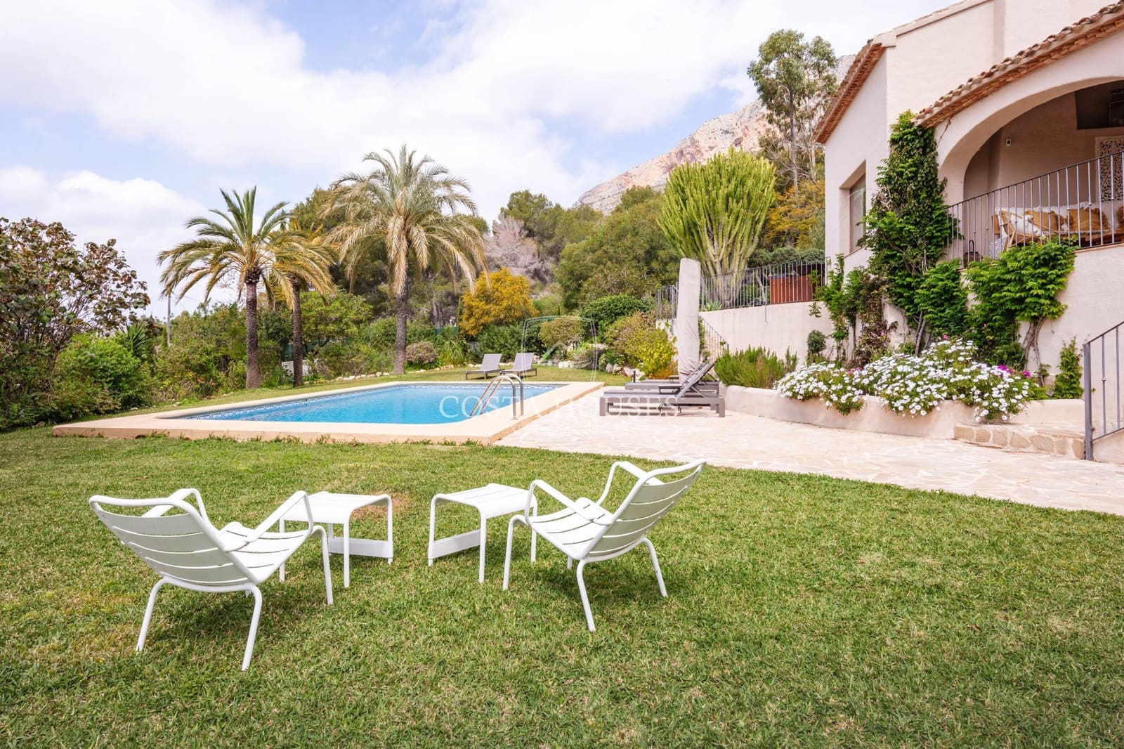 5 soveværelse Villa til salg i Javea / Xabia med swimmingpool garage - € 1.395.000 (Ref: 8944089)