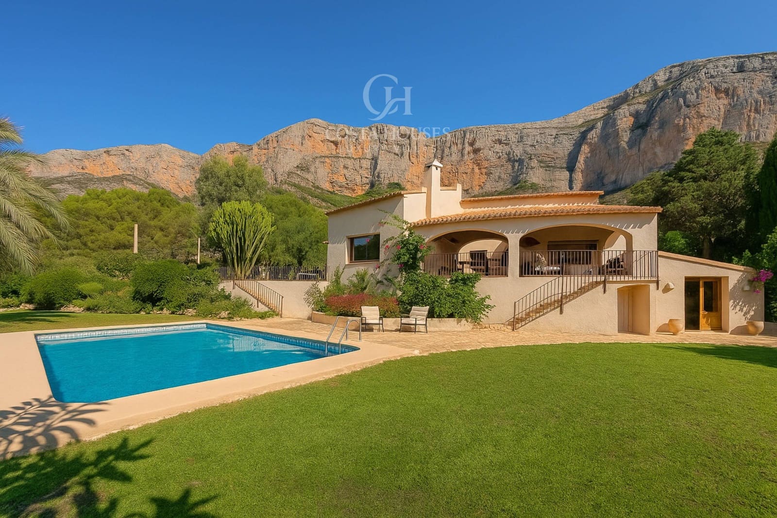 5 soveværelse Villa til salg i Javea / Xabia med swimmingpool garage - € 1.395.000 (Ref: 8944089)