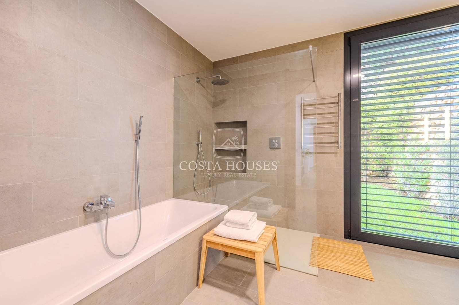 4 quarto Quinta/Casa Rural para venda em Javea / Xabia com piscina garagem - 3 995 000 € (Ref: 8952690)