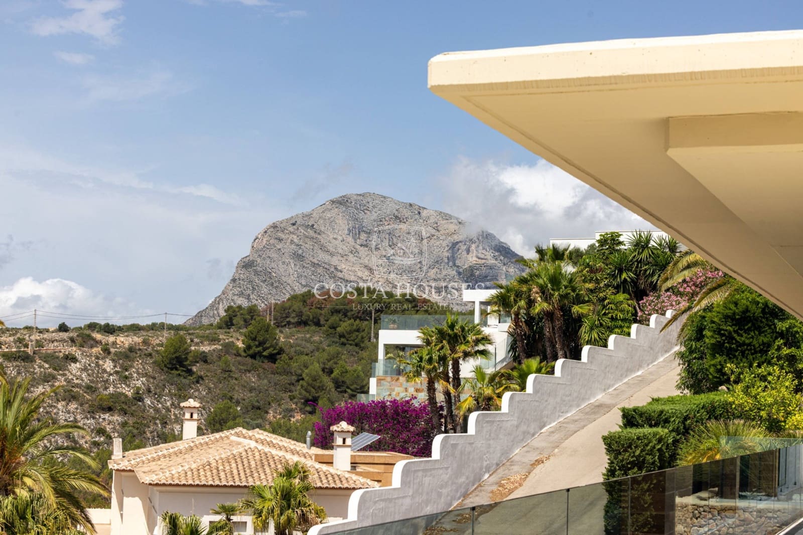 4 quarto Quinta/Casa Rural para venda em Javea / Xabia com piscina garagem - 3 995 000 € (Ref: 8952690)