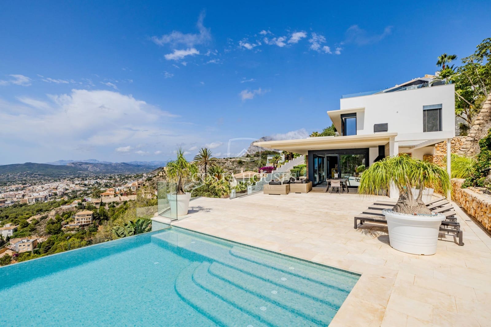 4 quarto Quinta/Casa Rural para venda em Javea / Xabia com piscina garagem - 3 995 000 € (Ref: 8952690)