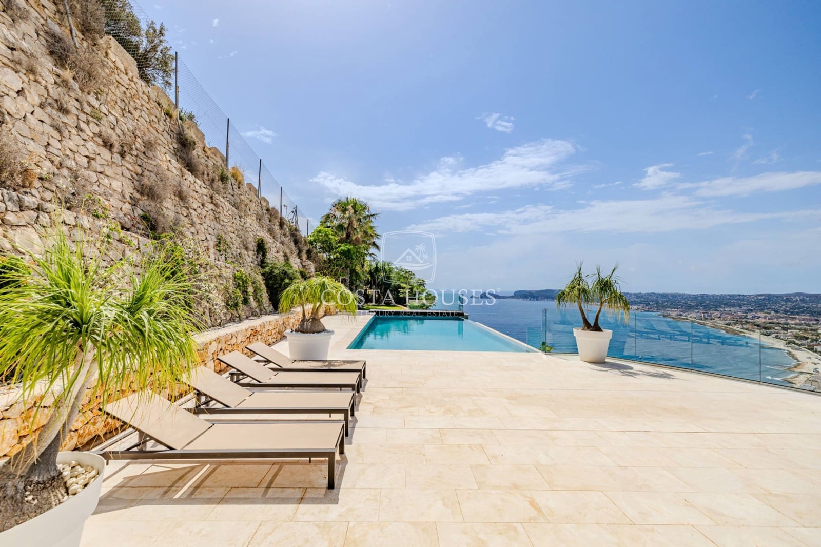 4 quarto Quinta/Casa Rural para venda em Javea / Xabia com piscina garagem - 3 995 000 € (Ref: 8952690)