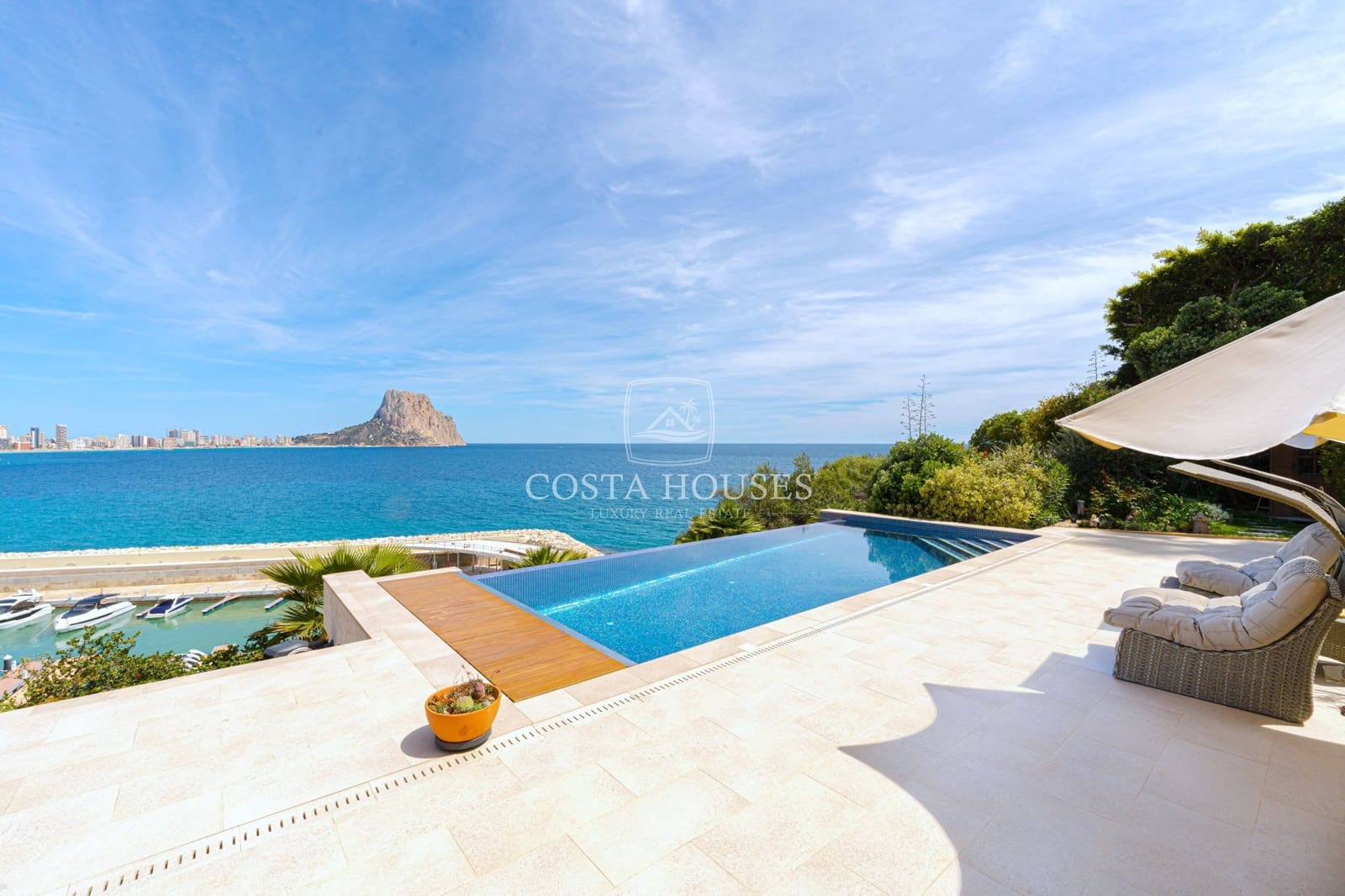 4 sovrum Villa till salu i Calpe / Calp med pool garage - 4 200 000 € (Ref: 8961556)