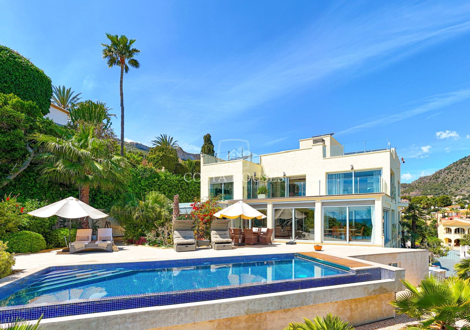 4 sovrum Villa till salu i Calpe / Calp med pool garage - 4 200 000 € (Ref: 8961556)