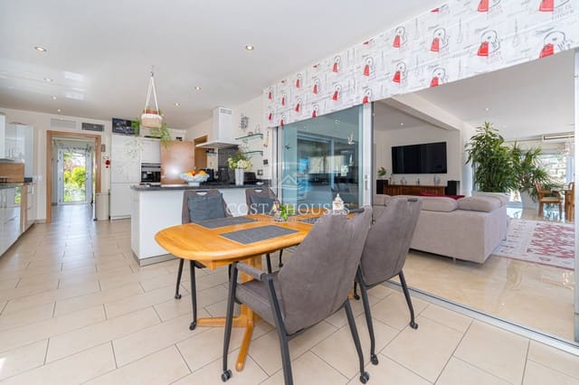 4 chambre Villa/Maison à vendre à Maryvilla, Calpe / Calp avec piscine garage - 4 200 000 € (Ref: 8961556)
