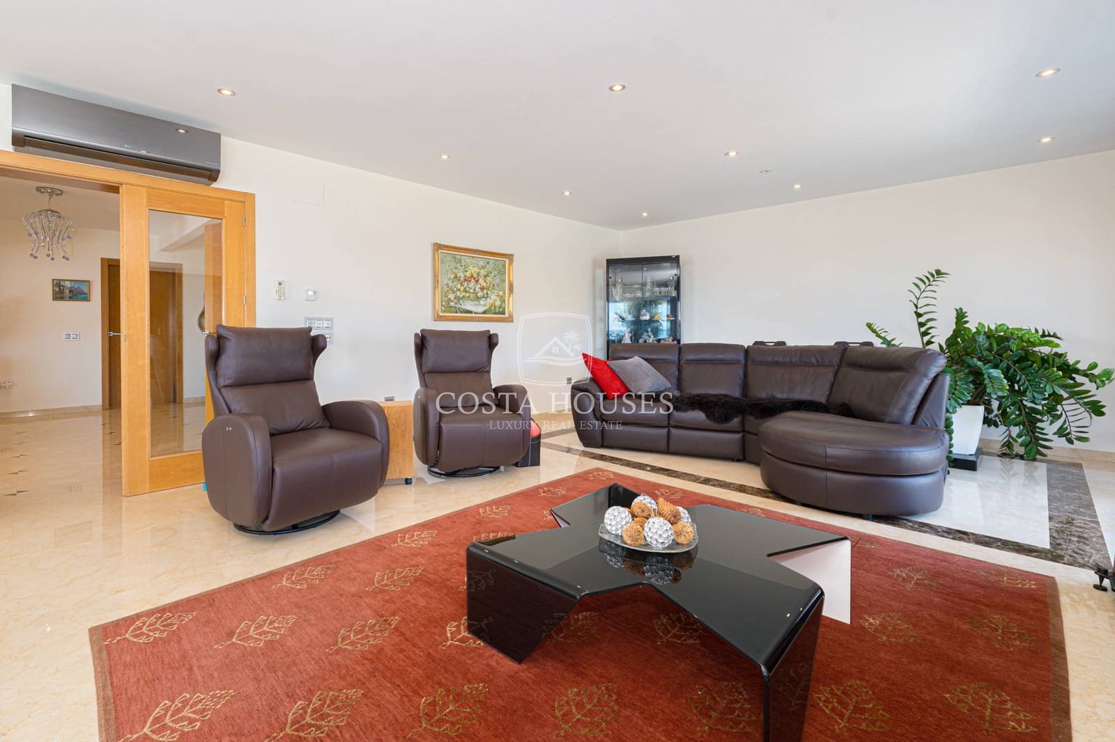 4 soverom Villa til salgs i Calpe / Calp med svømmebasseng garasje - € 4 200 000 (Ref: 8961556)