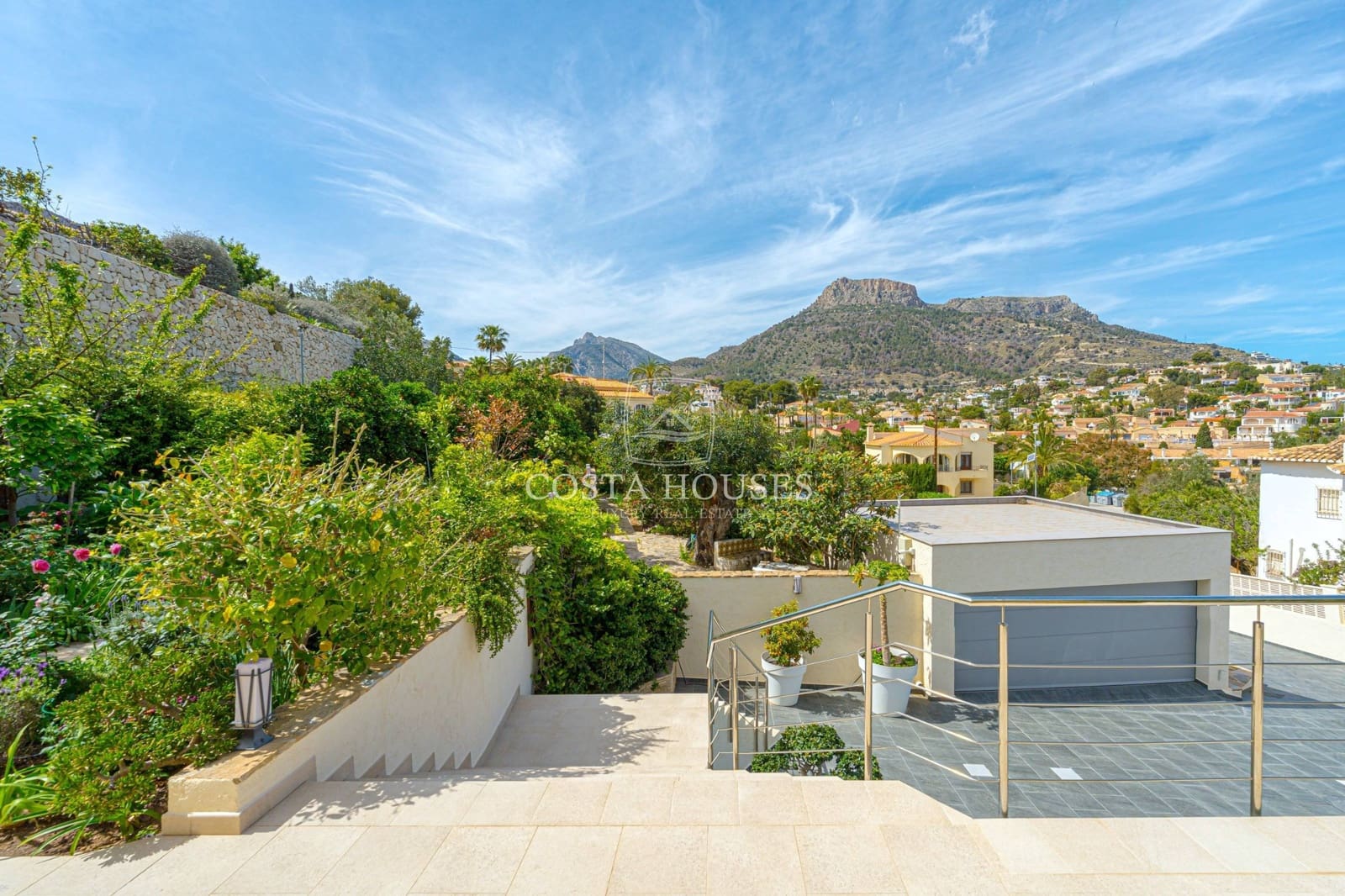 4 soverom Villa til salgs i Calpe / Calp med svømmebasseng garasje - € 4 200 000 (Ref: 8961556)