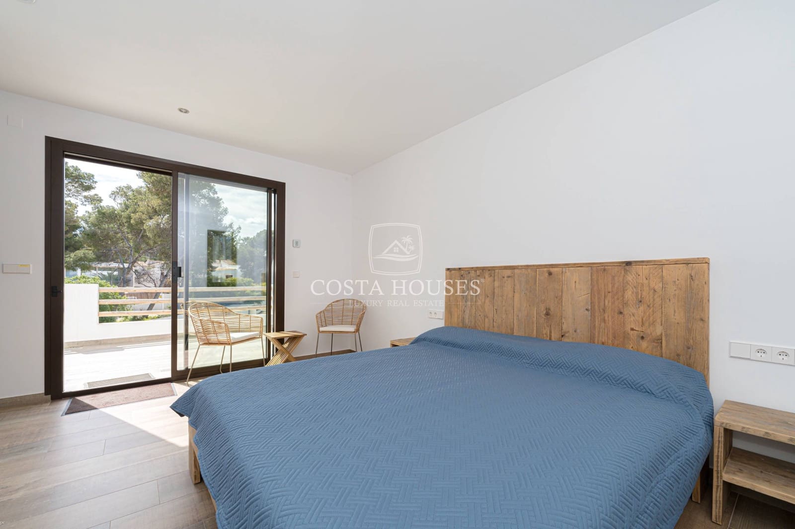 Chalet de 3 habitaciones en Javea / Xàbia en venta con piscina - 1.790.000 € (Ref: 8968222)