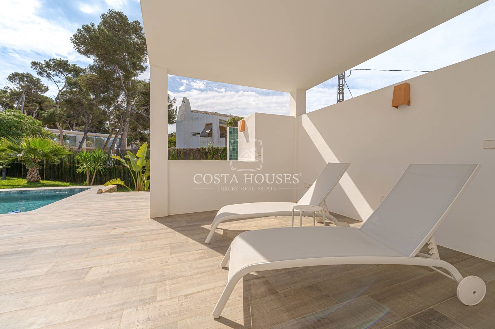 Chalet de 3 habitaciones en Javea / Xàbia en venta con piscina - 1.790.000 € (Ref: 8968222)