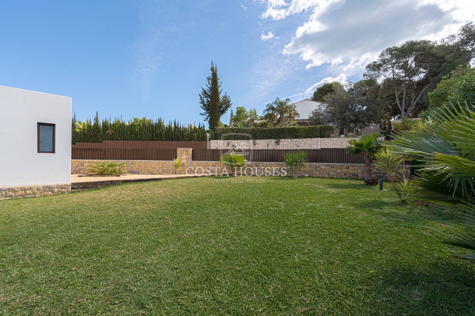 Chalet de 3 habitaciones en Javea / Xàbia en venta con piscina - 1.790.000 € (Ref: 8968222)