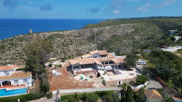 4 bedroom Villa for sale in Dénia with pool garage - € 3,600,000 (Ref: 8970315)