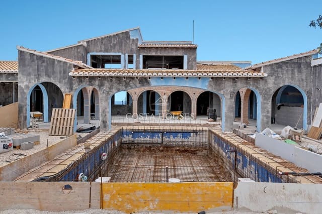 4 bedroom Villa for sale in Dénia with pool garage - € 3,600,000 (Ref: 8970315)