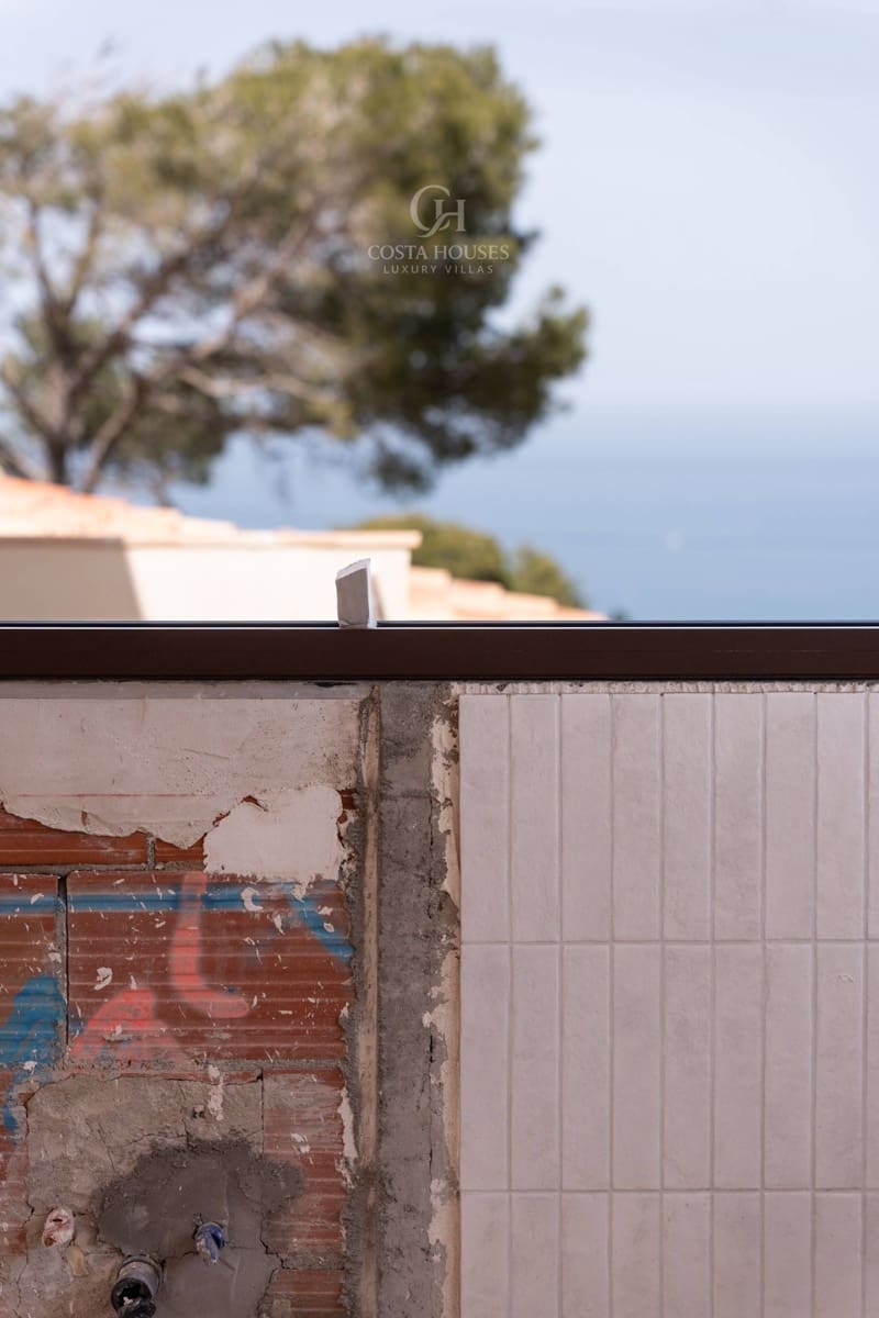 Chalet de 4 habitaciones en Dénia en venta con piscina garaje - 3.600.000 € (Ref: 8970315)