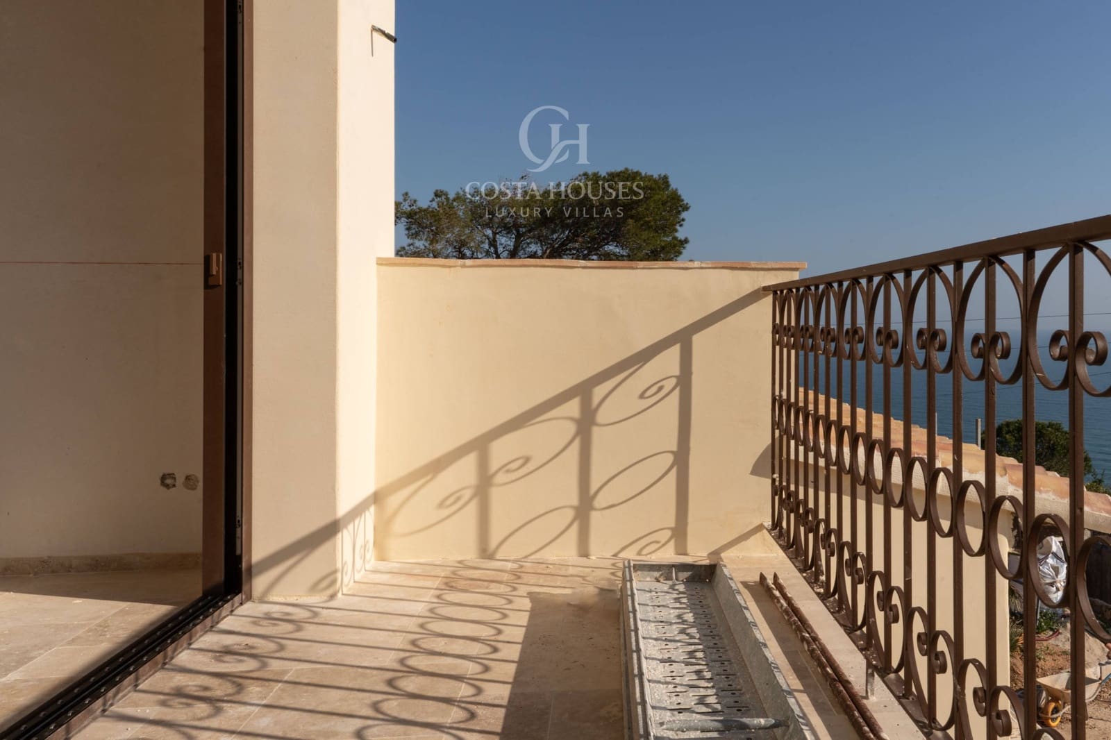 Chalet de 4 habitaciones en Dénia en venta con piscina garaje - 3.600.000 € (Ref: 8970315)