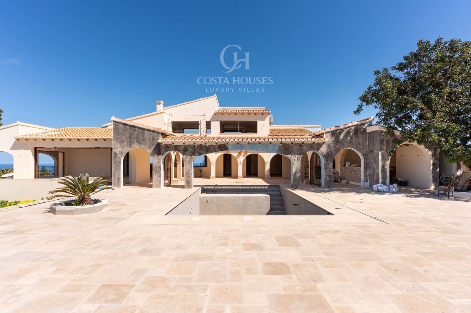 Chalet de 4 habitaciones en Dénia en venta con piscina garaje - 3.600.000 € (Ref: 8970315)