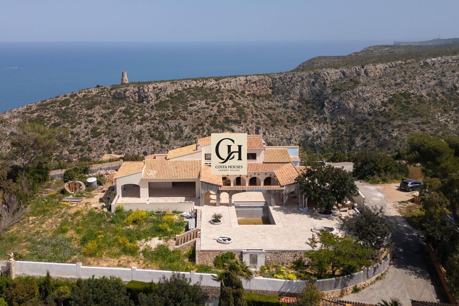 Chalet de 4 habitaciones en Dénia en venta con piscina garaje - 3.600.000 € (Ref: 8970315)