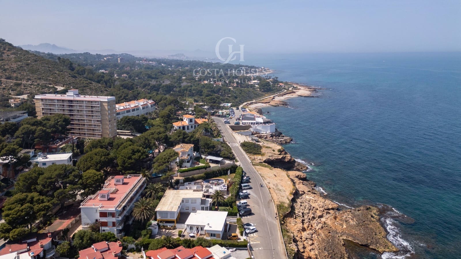 Chalet de 4 habitaciones en Dénia en venta con piscina garaje - 3.600.000 € (Ref: 8970315)