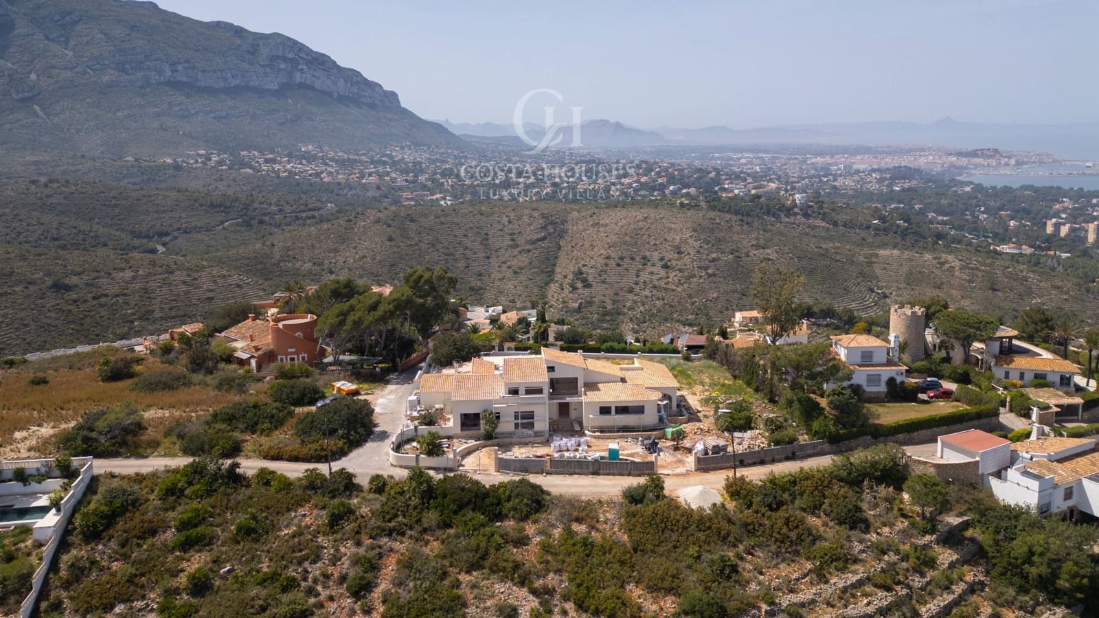 Chalet de 4 habitaciones en Dénia en venta con piscina garaje - 3.600.000 € (Ref: 8970315)