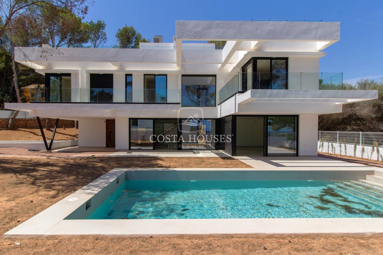 4 soveværelse Villa til salg i Denia med swimmingpool garage - € 2.400.000 (Ref: 9005991)