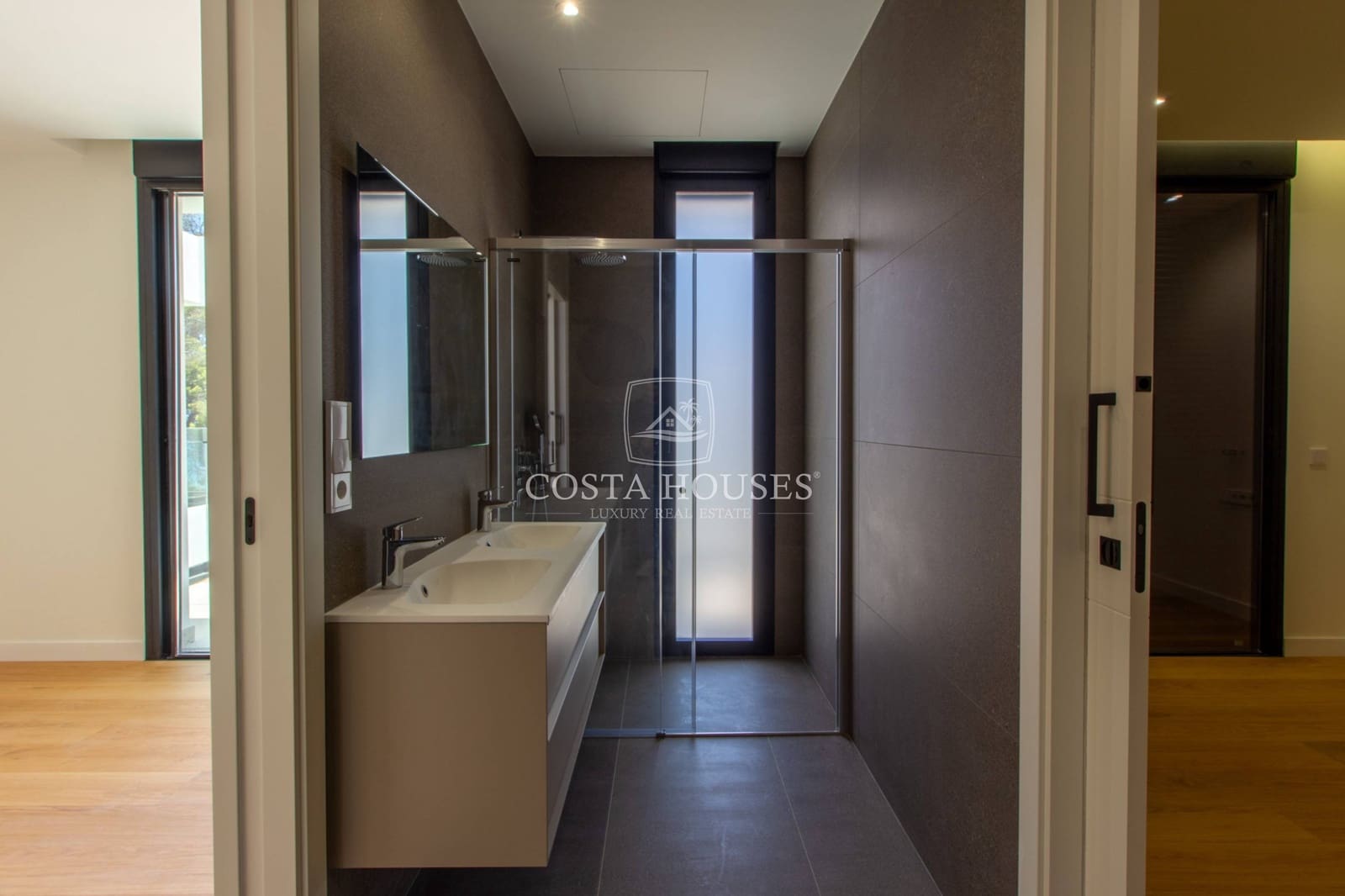 4 soveværelse Villa til salg i Denia med swimmingpool garage - € 2.400.000 (Ref: 9005991)