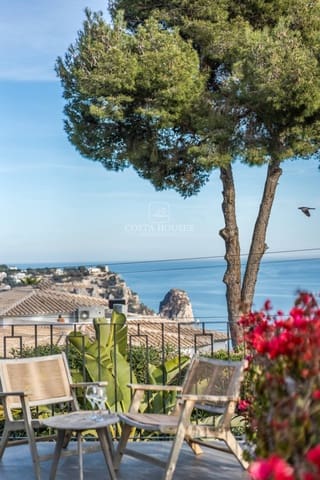 5 bedroom Villa for sale in La Granadella  - Costa Nova, Javea / Xàbia with pool - € 1,950,000 (Ref: 9026652)