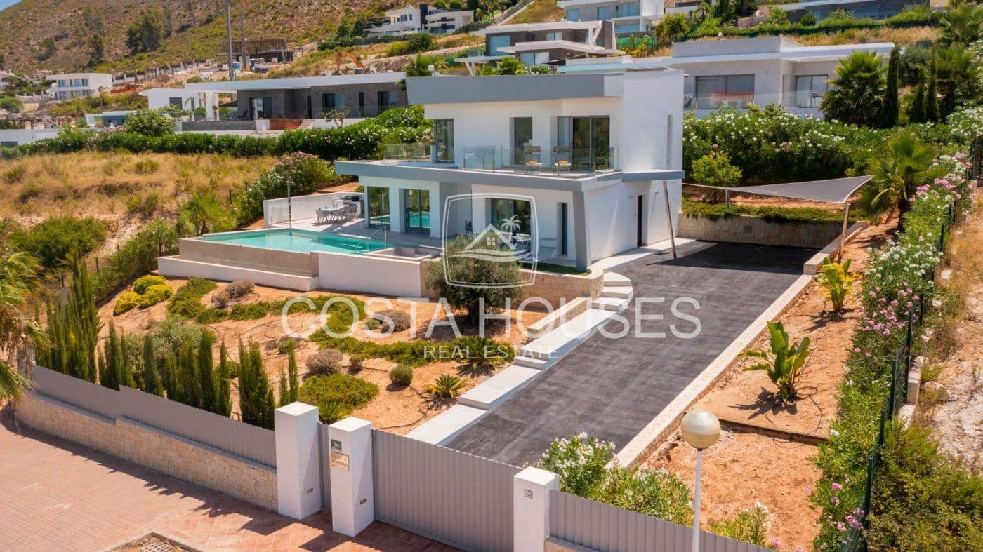 4 Zimmer Villa zu verkaufen in Javea / Xabia mit Pool - 1.100.000 € (Ref: 9029475)